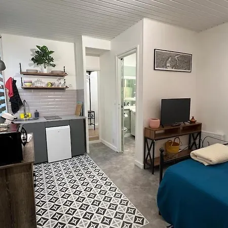 Апартаменты Chateaux 5 Minute, Parking Gratuit Hauteur 2 M *